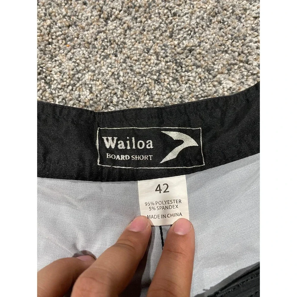 Wailoa Mens Board Shorts Size 42 Black Striped Hawaii Graphic Swim Trunks